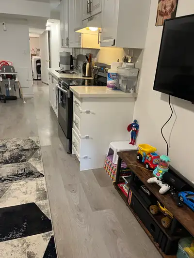 Feature:- -prime location next to Vaughan mill Canadian tire,McDonald etc. -laminated flooring in be...