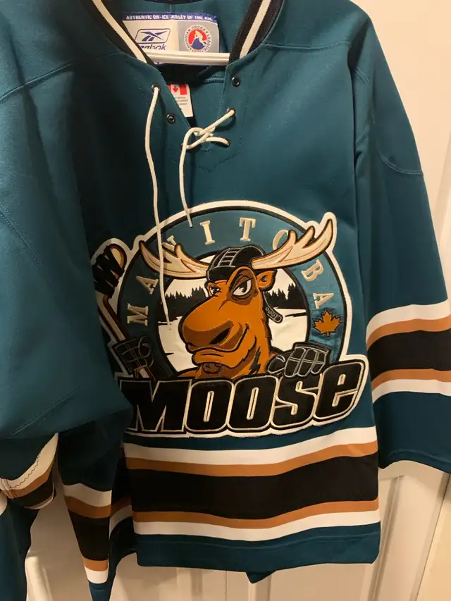 Vintage Reebok Manitoba Moose Jersey in Hockey in Burnaby/New Westminster - Image 7