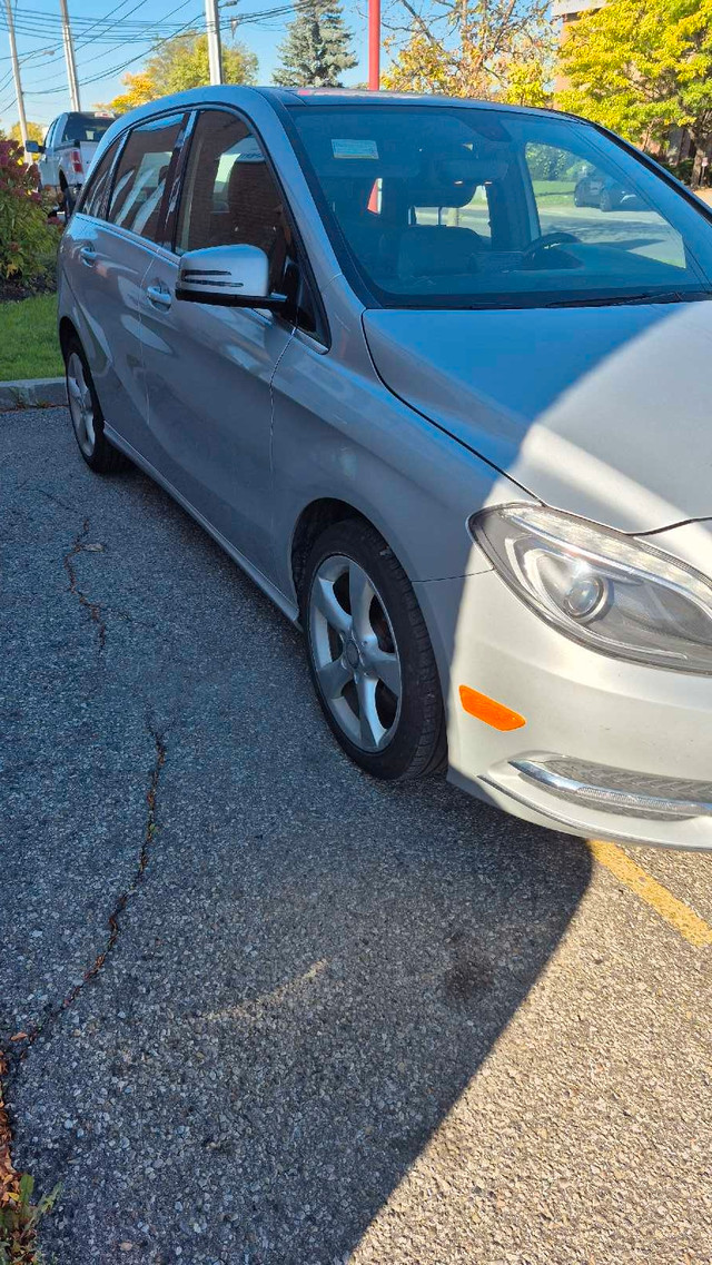 B250 2014  in Cars & Trucks in Markham / York Region - Image 3
