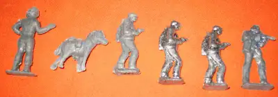 LEAD TOY  Soldiers & Search Dog Figures - Vintage -Lot 09-, View more