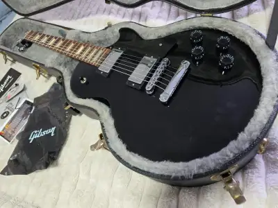 Gibson Les Paul Studio 2020, View more