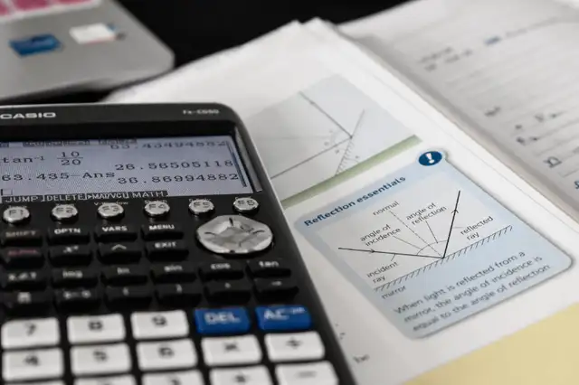 Math/Physics/Programming Tutor (Java/Python/C#)63804706668419121