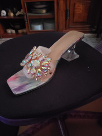 Sandals NEW Fancy Sparkly 9.5  - For Sale Reduced $20