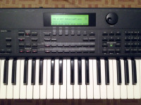 Roland XP-80 Synthesizer + expansion