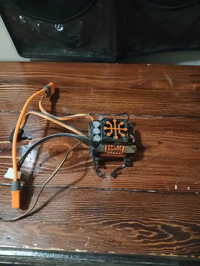 Spektrum Smart Tech ESC