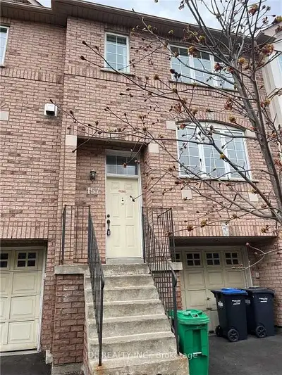 3+1 Entire Condo Townhouse for Lease in Mississauga.