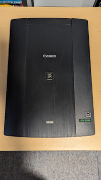 Canon LiDE 220 scanner 