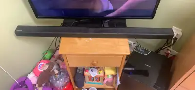 Samsung sound bar LOUD, View more