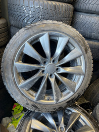 2022 Tesla Model 3 18" rims 235-45-18 Michelin Xice snow tires 