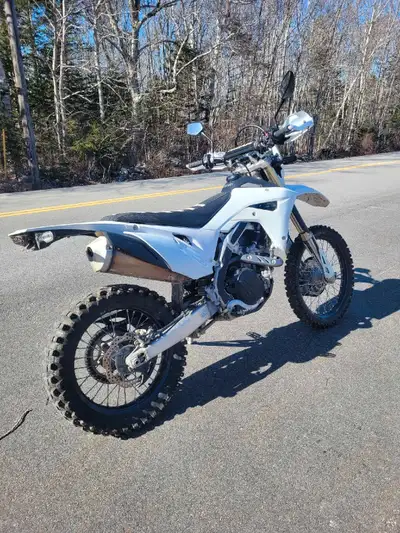 2019 honda crf450L. Very well taken care of. Comes with original red fenders in perfect condition ....