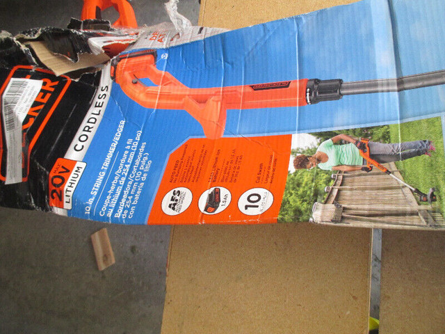 Lithium Battery operated B&D trimmers ONLY-Bare tool in Outdoor Tools & Storage in Mississauga / Peel Region - Image 3