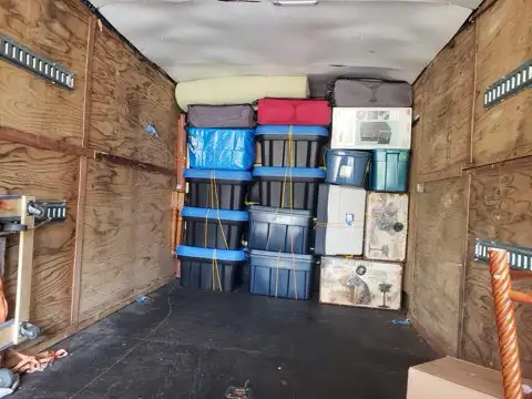 Truck16ft,20ft,26,trailer16ftavailable movers no truck available62863713423746121