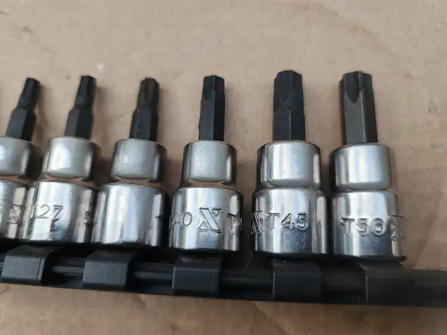 Mastercraft Maximum 9 Pc 3/8 Drive Socket Set W Plastic Holder in Hand Tools in Windsor Region - Image 4