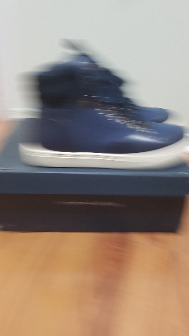 Tommy Hilfiger Shoes - Size 10 Men’s in Men's Shoes in Mississauga / Peel Region - Image 3