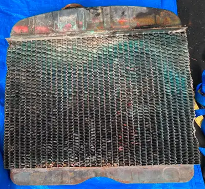 TB0004 Willys CJ2A Jeep Radiator Rad *NOTE: IF YOU ARE ABLE TO READ THIS AD I STILL HAVE IT. Locatio...