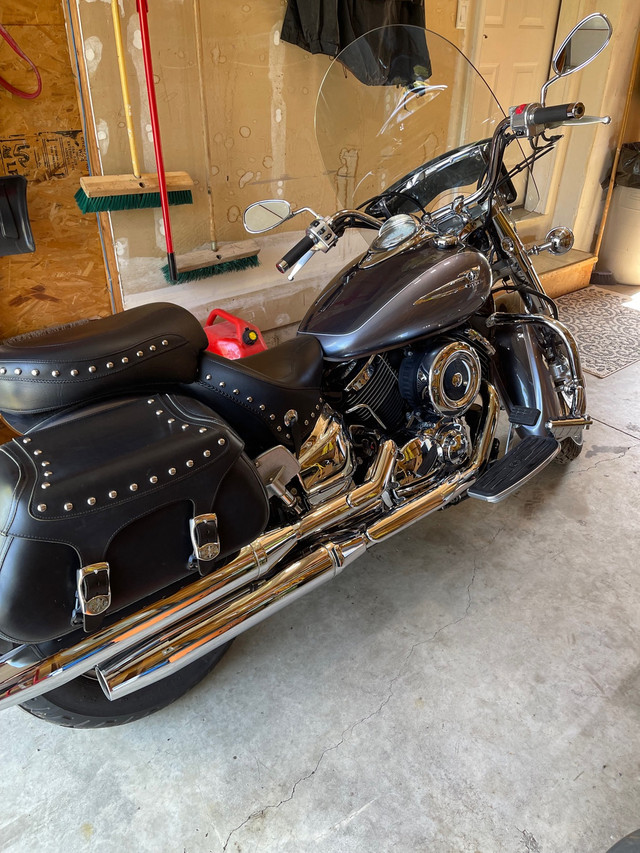 2006 Yamaha VStar 1100 for sale in Street, Cruisers & Choppers in Belleville - Image 4