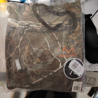 Realtree Hoodie Size Large Brand New 