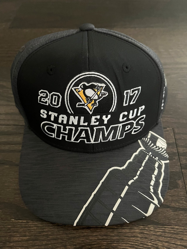 Raptors Champions 2019/Pittsburg Penguins/Pirates hats in Arts & Collectibles in Oakville / Halton Region - Image 4