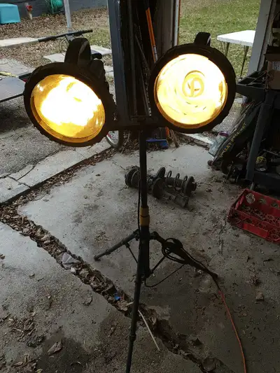 Mastercraft x2 Telescopic Floodlight, View more