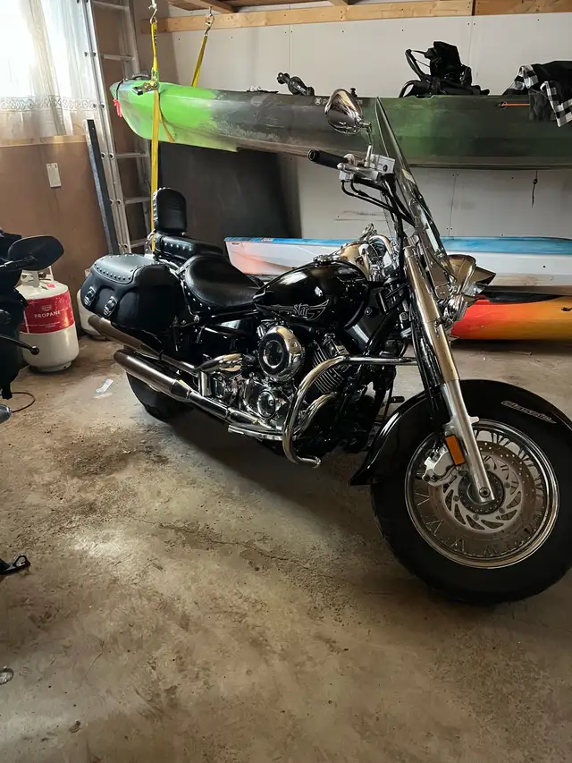 2013 Yamaha V Star 650 in Street, Cruisers & Choppers in Red Deer - Image 5