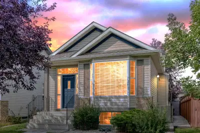DRIVE ANYWHERE IN THE CITY IN MINUTES! Blocks from Stony Trail. In Evergreen which is situated in on...