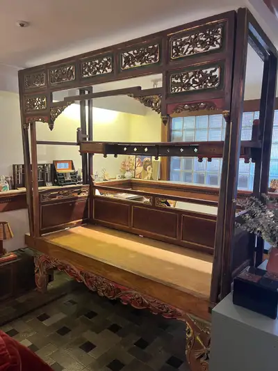 Indonesian daybed. Antique 1900s, View more