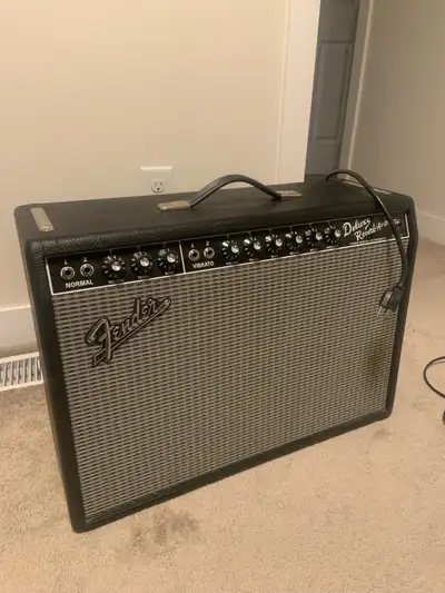 Fender Deluxe Reverb, View more