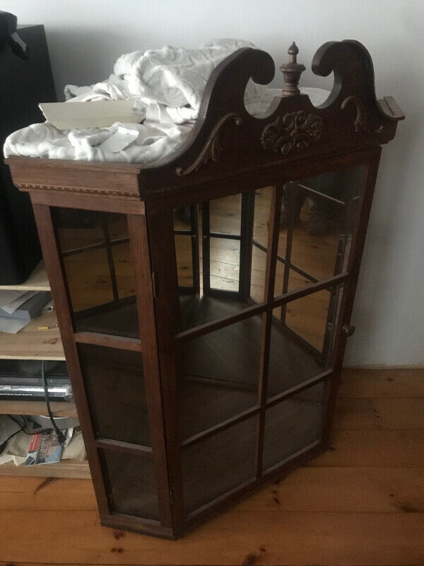 Large Vintage Corner Cabinet Display in Hutches & Display Cabinets in Saint John - Image 2