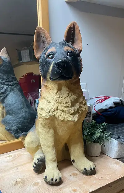 Reg price 326.00 Asking 140,00 Detailed sitting German Shepherd pup statue. Stunning craftsmanship w...