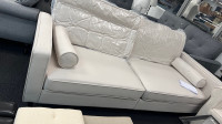 Very large luxury 3-seater sofa with 2 pillows 