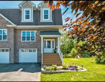 Available Aug 1st. Possibly a bit earlier Beautiful Very Spacious 2800 sq feet Townhouse in Bedford...