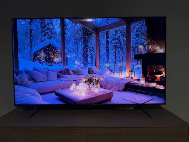 SAMSUNG 65" QLED TV in TVs in City of Toronto - Image 8