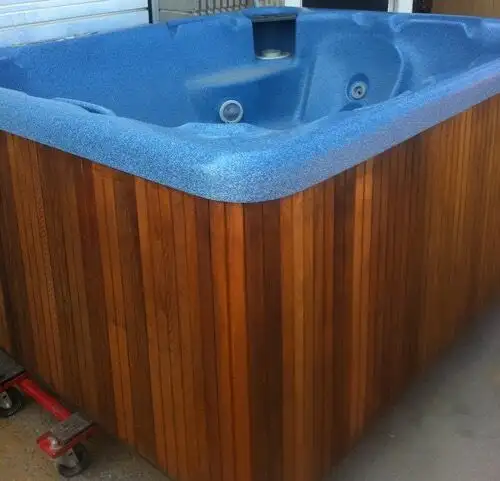 Used Hot Tubs that work perfectly.62863280227330124