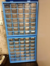 Qté.2 Casier à 35 tiroirs. Qty.2 35-Drawers Cabinet