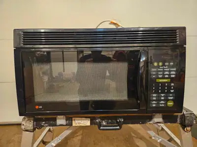 LG 1500W microwave, View more