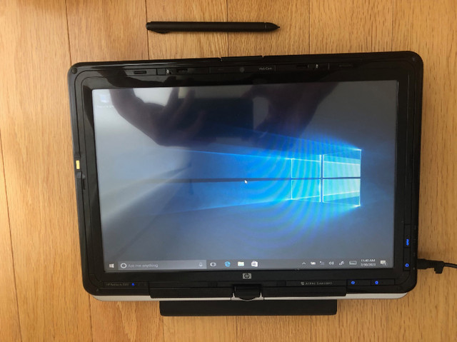 HP Pavilion TX2000 Entertainment PC - Tablet Touchscreen Display in Laptops in Markham / York Region - Image 2