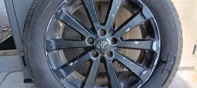 Michelin Defender 2-EXCELLENT condition with only 8 weeks on the car/1/2 PRICE o.b.o. (receipt for 1...