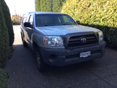 2006 Toyota Tacoma 2wd with Canopy