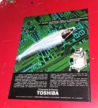 FRENCH 1990 TOSHIBA MEDICAL ELETRONIC EQUIPEMENT VINTAGE ORIG AD, View more