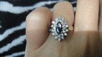 Real Diamond Ring and sapphire / Bague vrais diamants et saphir