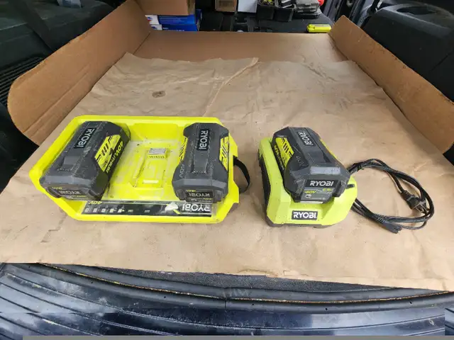 RYOBI 40V Lithium-Ion Rapid Charger Only Model # OP406AVNM in Outdoor Tools & Storage in Windsor Region - Image 5