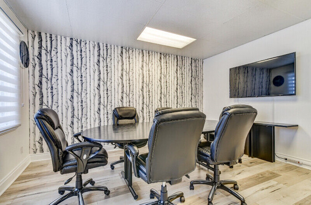 Salle de conférence à louer à l'heure à St-Jérôme dans Espaces commerciaux et bureaux à louer  à Laurentides