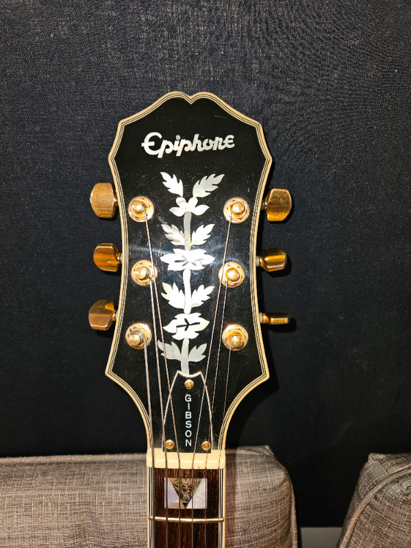 Epiphone Sheraton II with Semour Duncan pickups in Guitars in Ottawa - Image 4