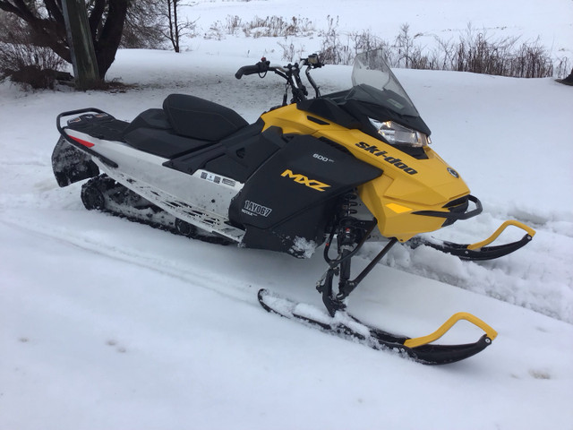 2023 Ski-Doo MXZ Sport  in Snowmobiles in North Bay - Image 2
