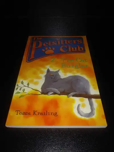 BOOK - The Pet Sitters Club, View more