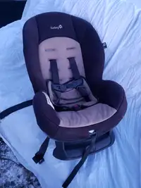 Baby seat for $30