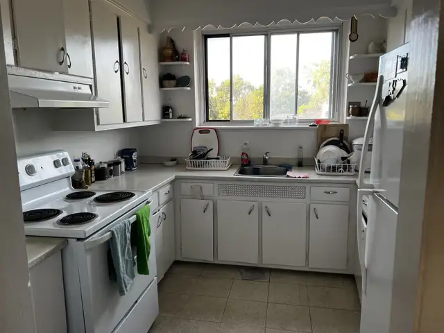 room for rent  in Room Rentals & Roommates in City of Montréal - Image 7