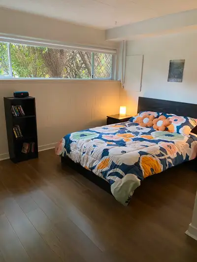 Room for Rent - 5 Minute Walk from UVIC