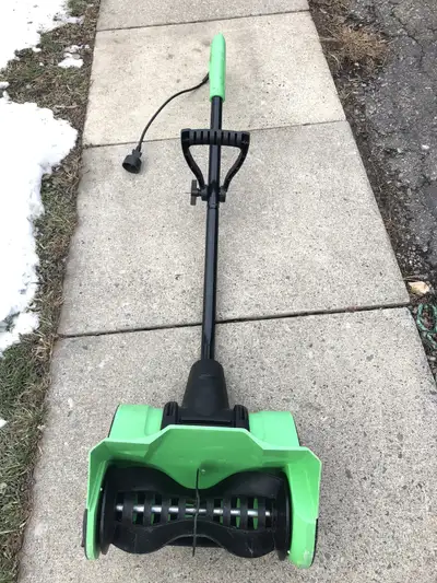 Doc snow thrower, View more