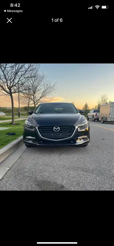 2017 Mazda 3 touring hatchback 
